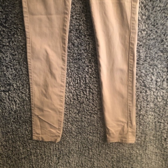 Beautiful Women’s ugh the pink skinny pants fly Button in the front Size 1 - Picture 11 of 12